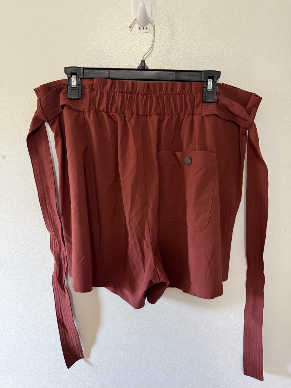 Athleta Rust-Brown High-Waist Tie Belt Shorts - Picture 2 of 3